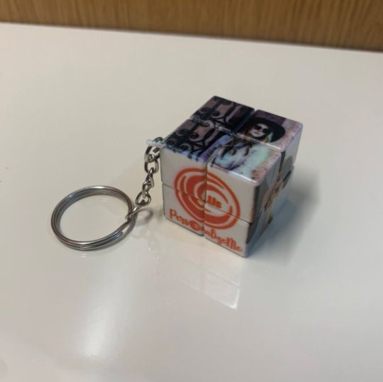 Custom Multiphoto Photo Cube Keychain Photo Keychain / Mini personalized photo cube keychain / Fidget toy keychain / Fully Functional